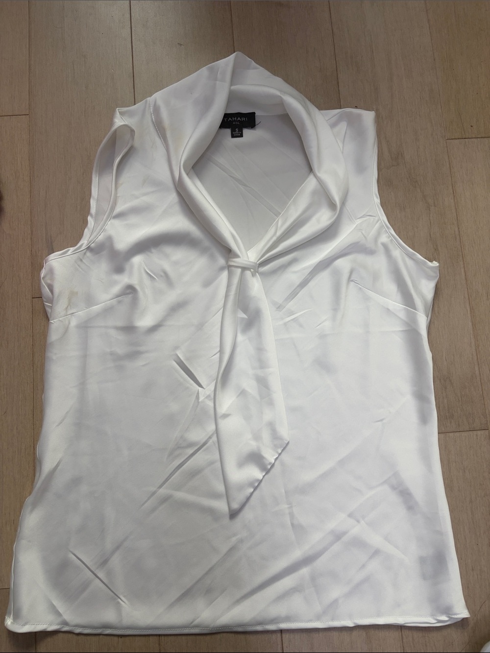 Tahari ASL White Sleeveless Tie-Neck Camisole